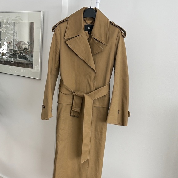 Banana Republic Jackets & Blazers - Banana Republic Classic Camel Rain Trench Coat